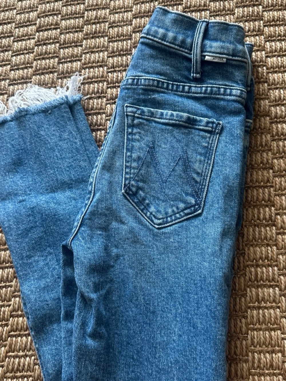 MOTHER Straight-Leg Frayed Hem Blue Denim Jeans